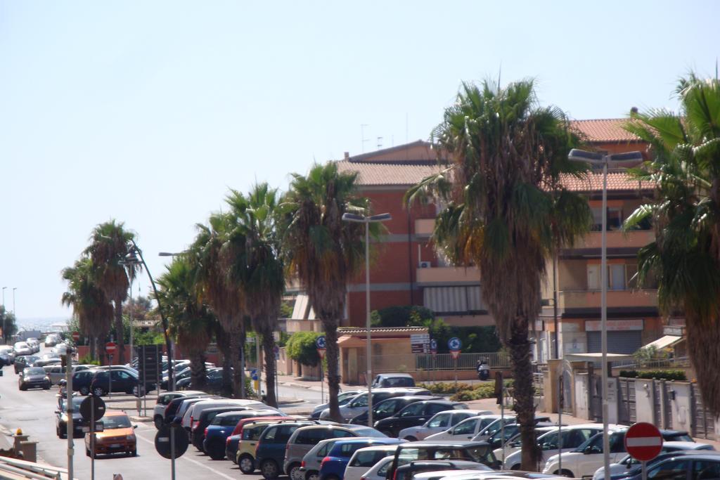 B&B Le Meduse Fiumicino Luaran gambar